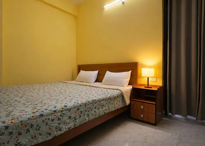 Comfort Home Luxury 3Bhk Near Airport