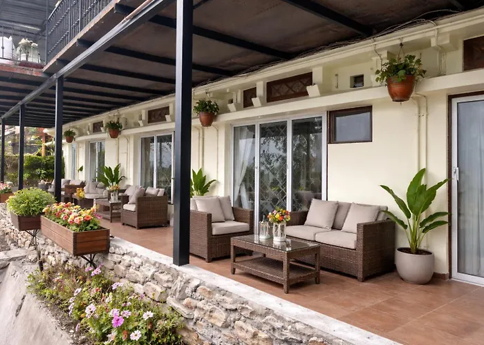 Cochrane Place By Teesta Hotels Kurseong