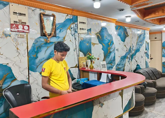 Hotel Aditya Palace