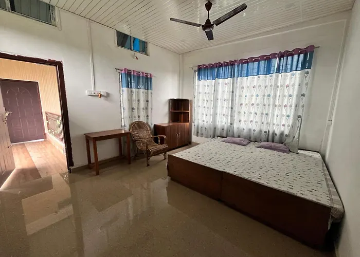Kg Complex Dhuwa Chang Stay