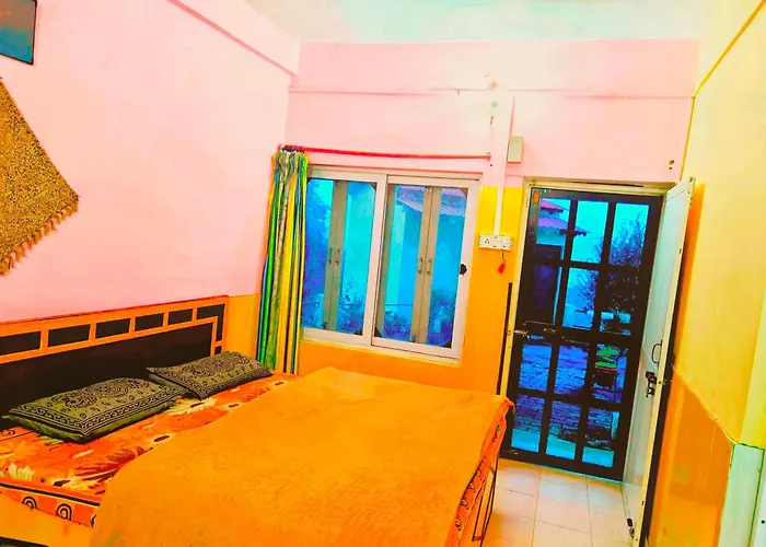 Himvadi Resorts Kausani