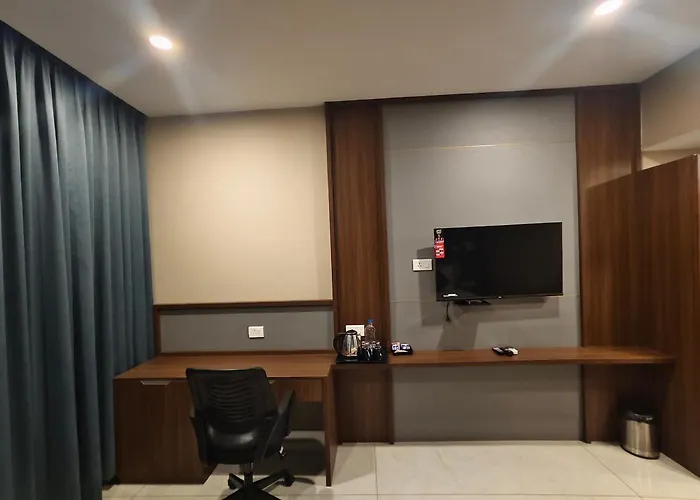 Blue Diamond Residency