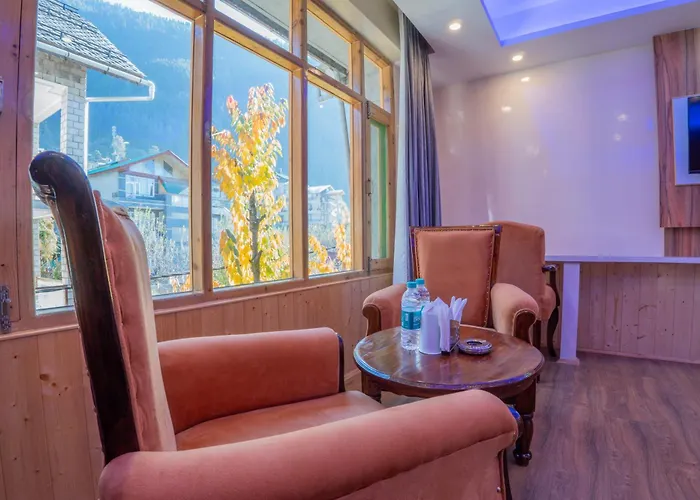 Hill Rver Resort Central Heated And Air Cooled - Near Mall Road Manali 
