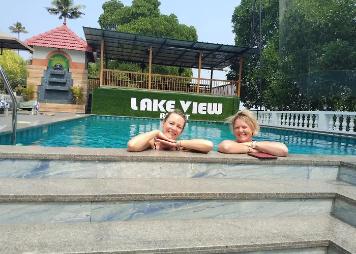 Lake view Resort cherai