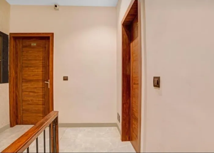 Hotel Abhilasha Inn