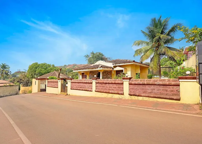 Fabhotel La Pablo Resort Nr Chapora Fort