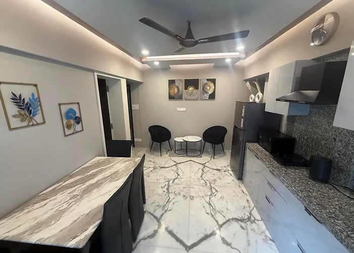 Bandra'S Prime Luxurious 2 Bhk