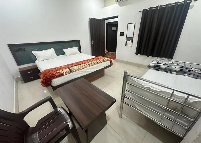 Hotel Sharda Palace
