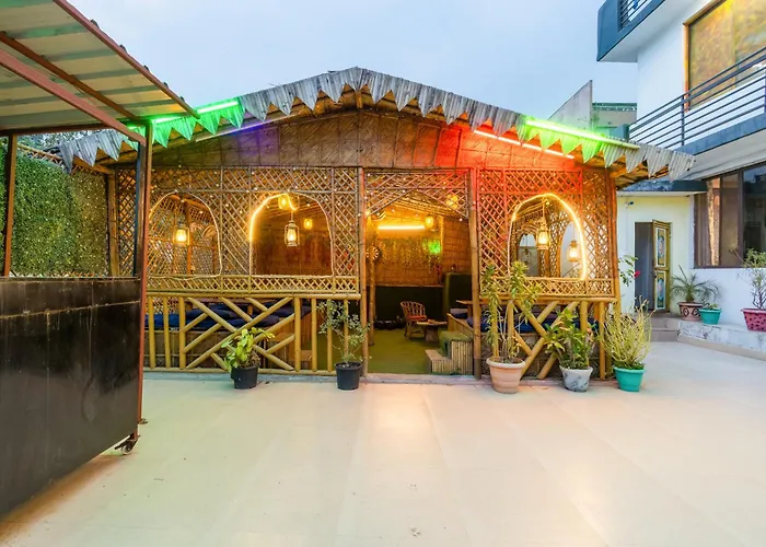 Hotel Indra Palace At Tapovan