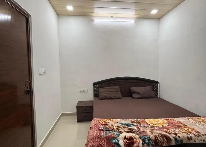 Rukmani Rooms