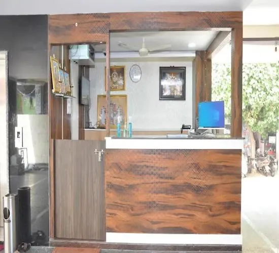 Hotel Sri Hasmitha