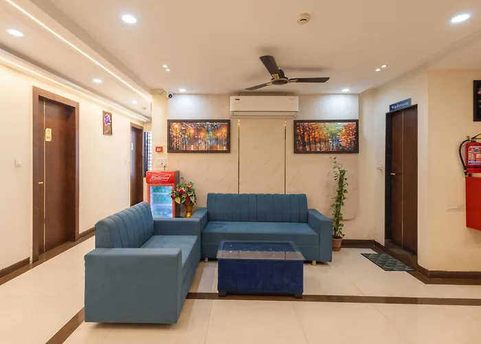 Hotel Pravasa Stay, Dewas Naka