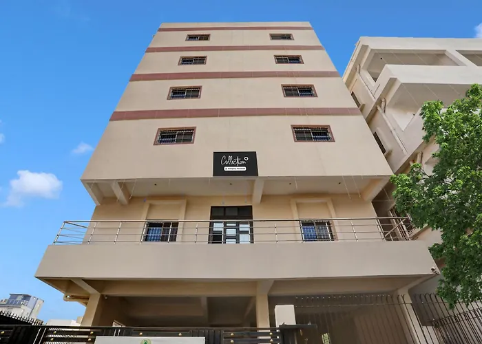 Super Collection O Danapur Near Railway Station