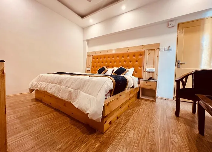 Manali Castle # Premium Rooms #Parking #Balcony & Mountain View Rooms #Family Rooms #Lawn #Near Mall Road