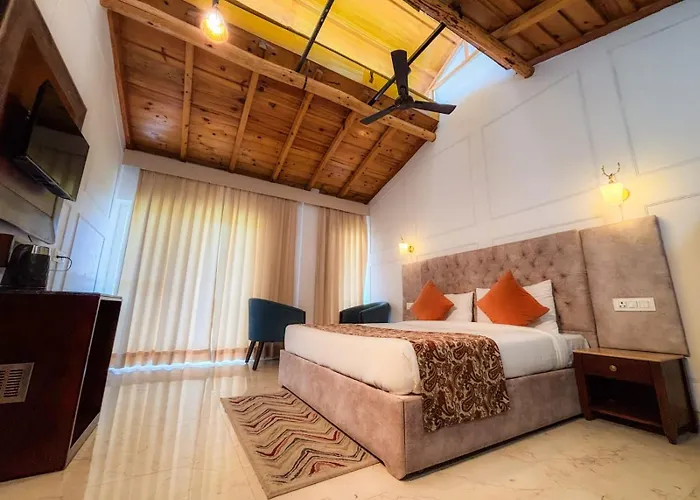 Hushvan Resorts