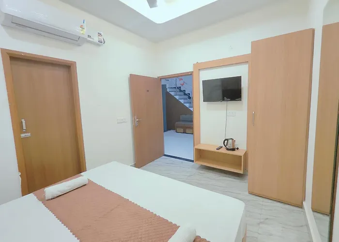 Hotel Pilgrim Near Golden Temple