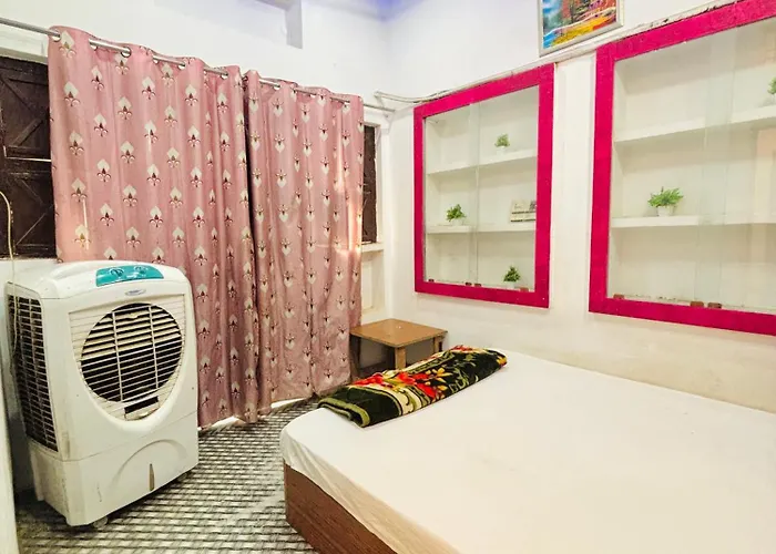 Sp Guest House 1,5 Km From Kashi Vishawanath