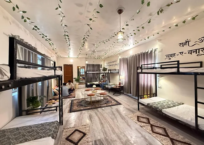 Shaam E Banaras Villas By Aangan