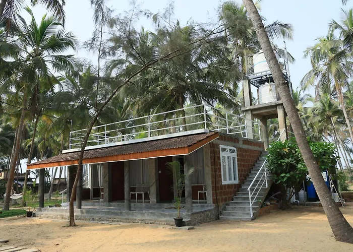 STRIPGREENS BeACH&BACKWATER RESORT VALIYAPARAMBA