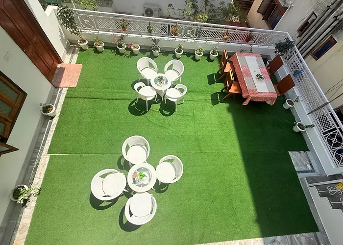 Shaam E Banaras Villas And Retreat