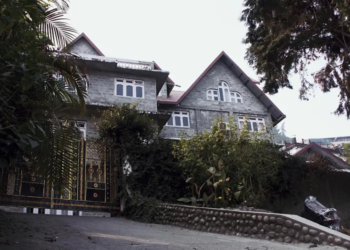 Grey Stone Hotel