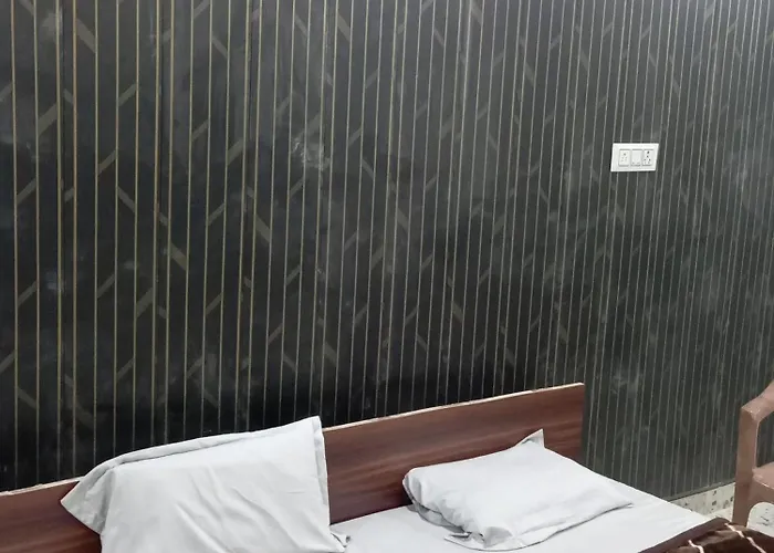 Hotel P P Inn