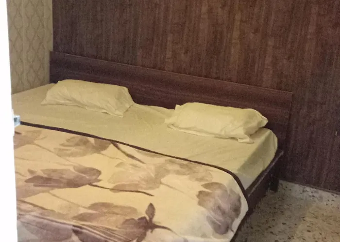Hotel P P Inn