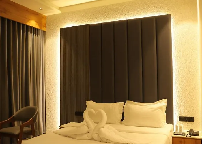 Hotel Barai Palace