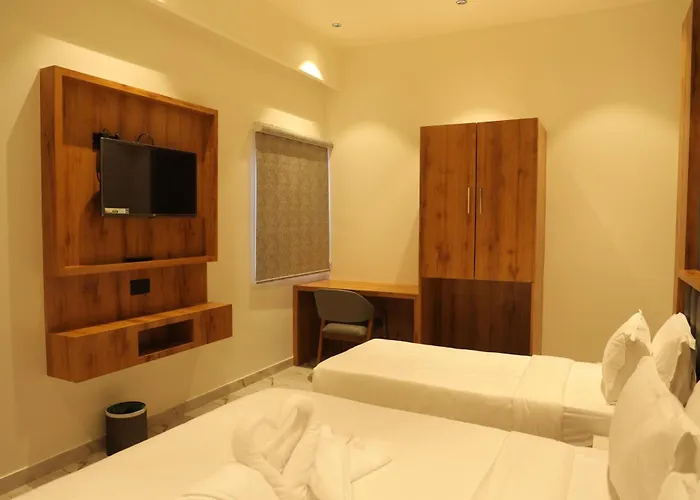 Hotel Barai Palace