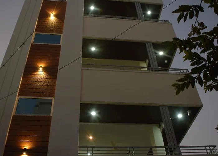 Relax Inn Suites & Rooms