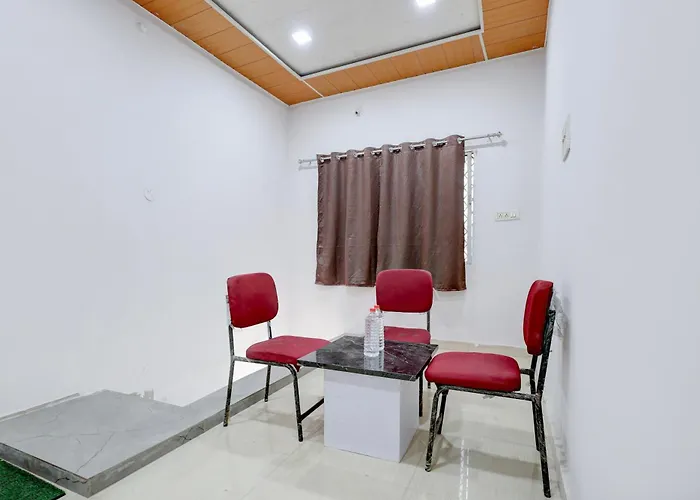 Hotel O Shri Villa Guest House