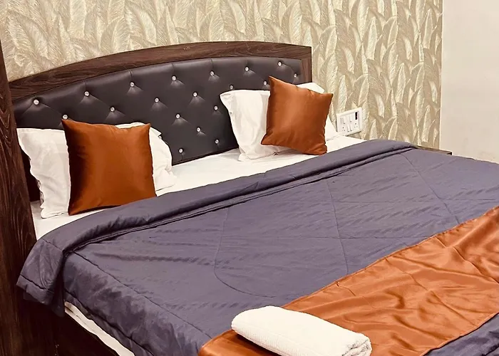 Hotel Yash Residency