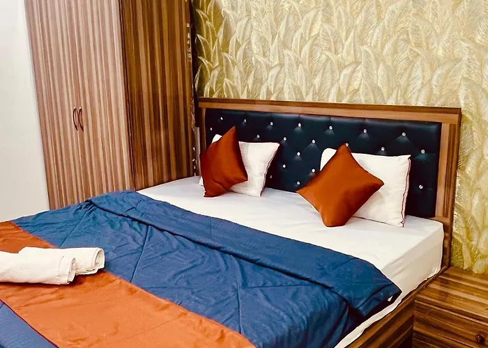 Hotel Yash Residency