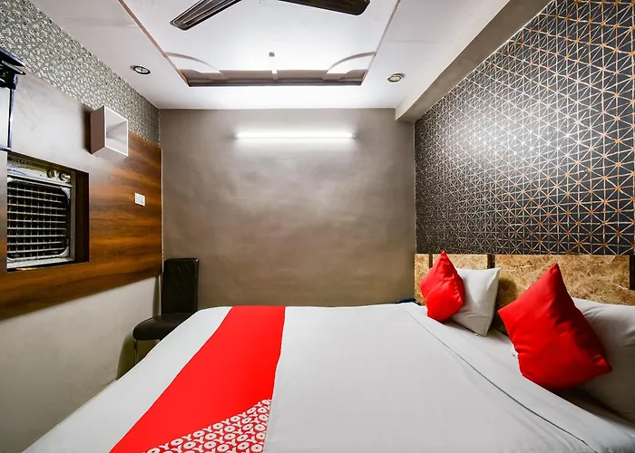 Hotel O Raj Palace Hotel & Restaurant