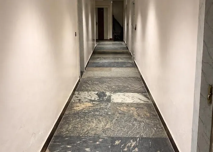 Hotel Happy Stay
