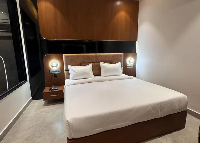 Hotel M Stayz Sirsa