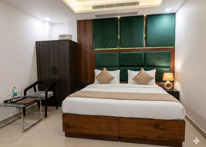 Hotel Tej Palace Near Delhi Airport