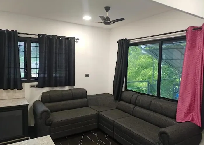 Green Lounge