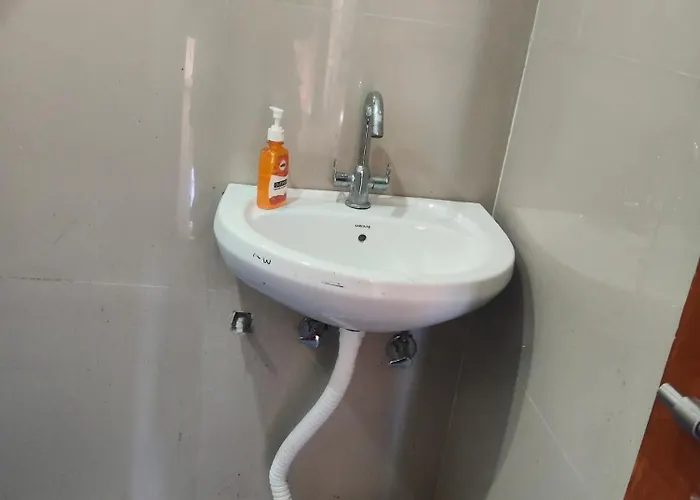 Balaji Hotel