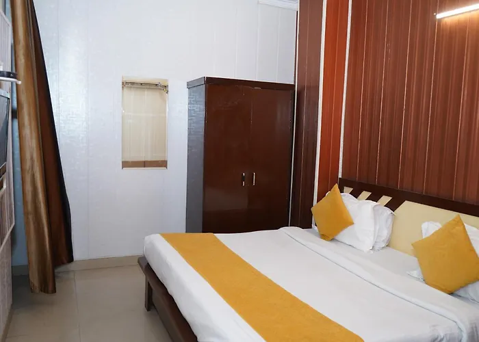 Hotel The Bliss Near Housing Board Chowk Mani Majra Chandigarh