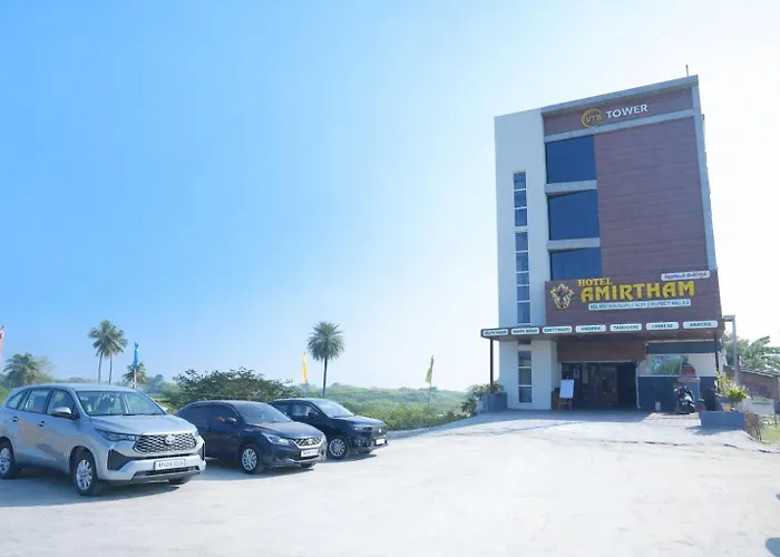 Hotel Amirtham