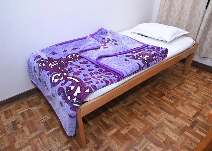 Hotel Omega Inn