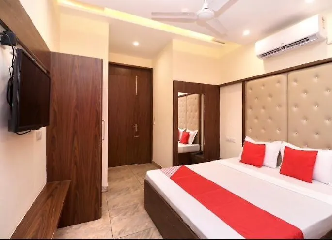 Jeevak hotel