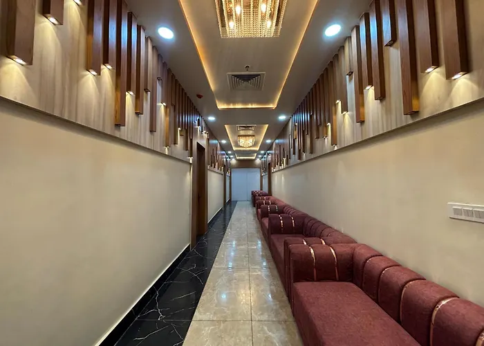 Raj Resort