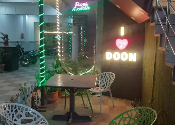 Cozy Bunks Z Hostel