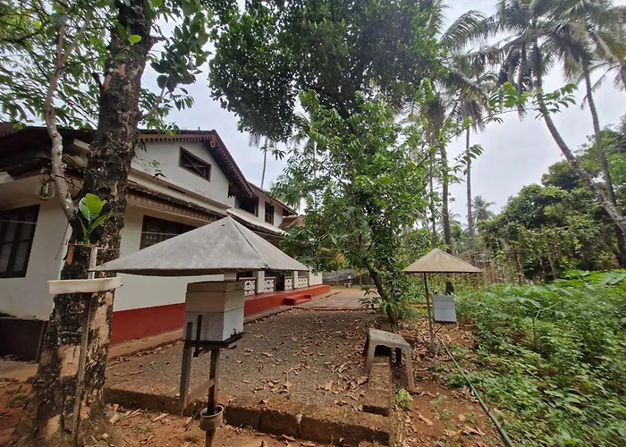 Haris Farm House