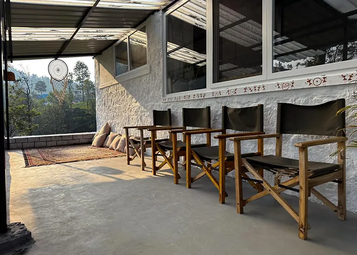 Mad & Nomad Backpackers Hostel