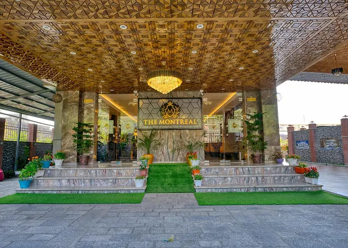 The Montreal Srinagar A Unit Of Montreal Group Hotel