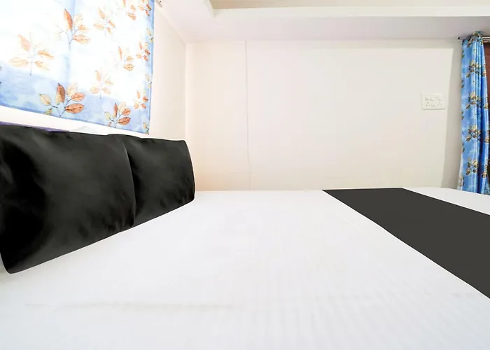 Hotel O Crown