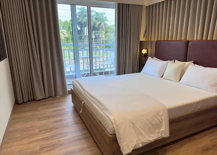 Rudraya Homes - Cozy Premium Serviced Apartments Khar - Next To Bandra